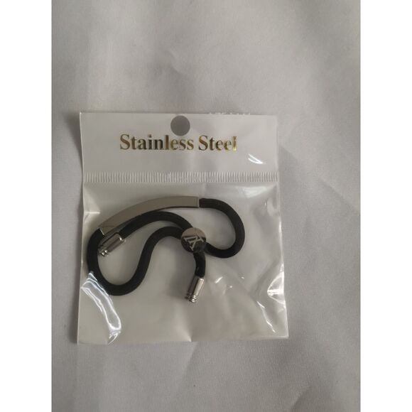 LOUIS VUITTON Unisex Bracelet Bangle - Versatile Style for Everyone - Picture 4 of 4